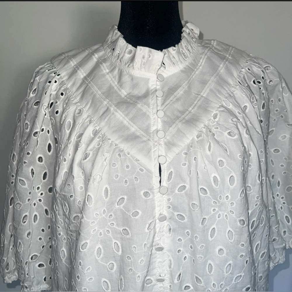 Elegant White Eyelet Lined Blouse